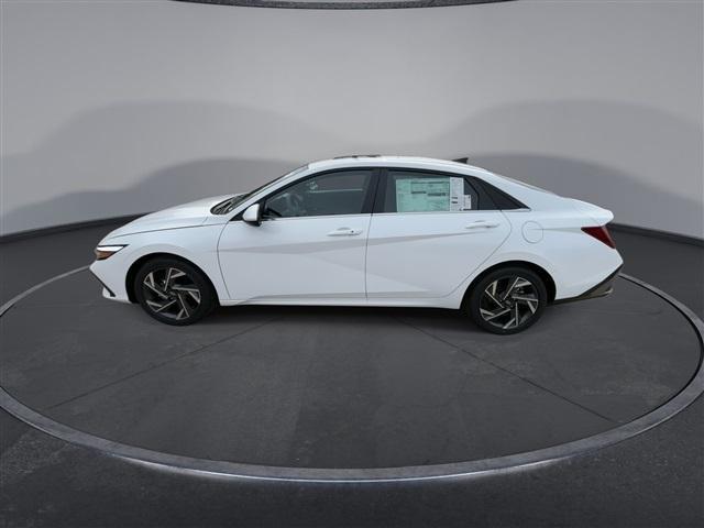 new 2025 Hyundai Elantra car, priced at $25,202