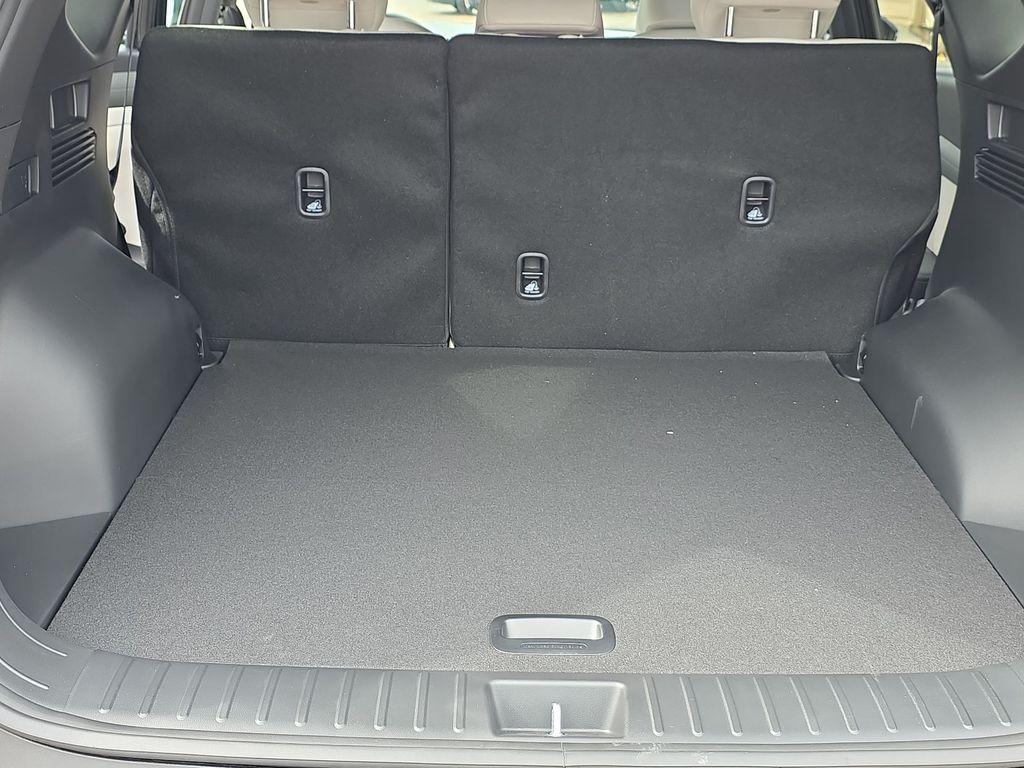 new 2025 Hyundai TUCSON Hybrid car, priced at $40,670