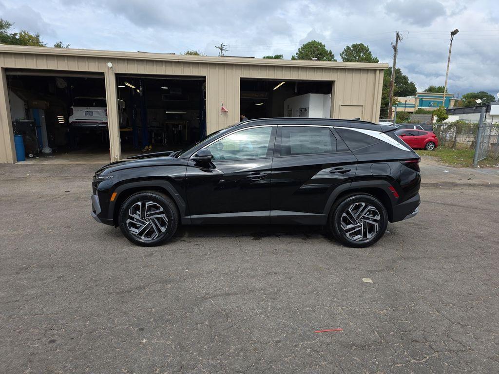 new 2025 Hyundai TUCSON Hybrid car, priced at $40,670