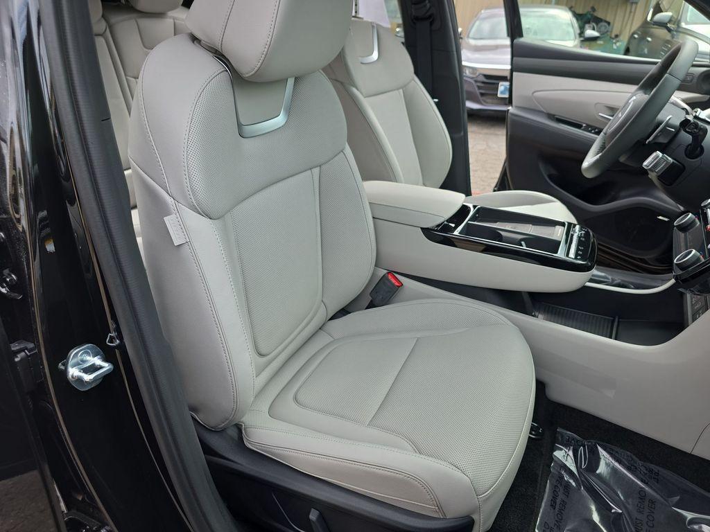new 2025 Hyundai TUCSON Hybrid car, priced at $40,670