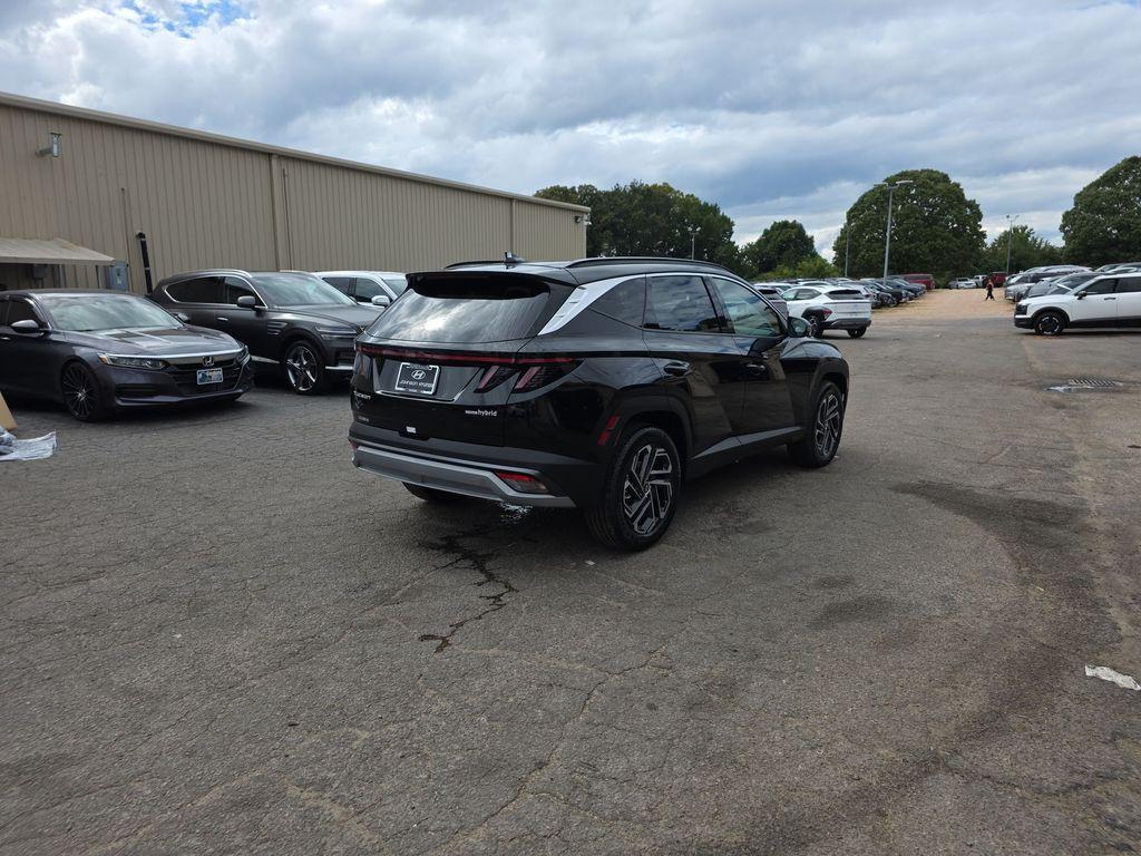 new 2025 Hyundai TUCSON Hybrid car, priced at $40,670