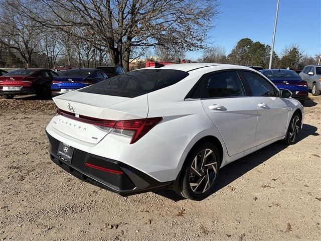 new 2025 Hyundai Elantra HEV car, priced at $30,588