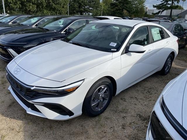 new 2025 Hyundai Elantra car, priced at $20,605