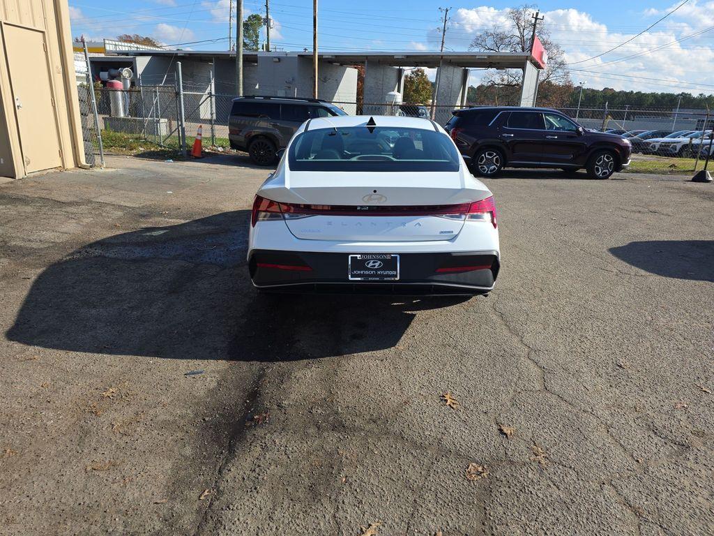 new 2026 Hyundai ELANTRA HEV car, priced at $27,085