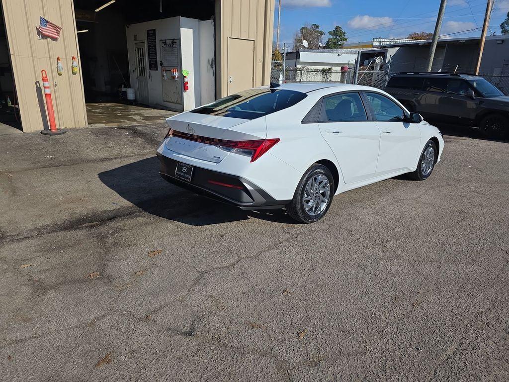 new 2026 Hyundai ELANTRA HEV car, priced at $27,085