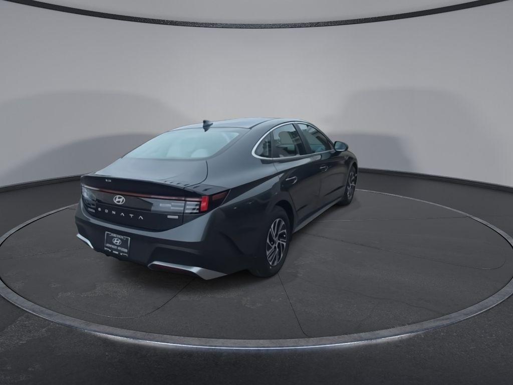 new 2026 Hyundai Sonata Hybrid car, priced at $30,860