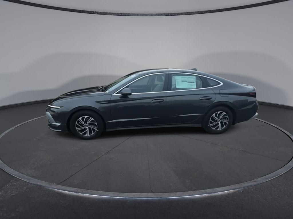 new 2026 Hyundai Sonata Hybrid car, priced at $30,860