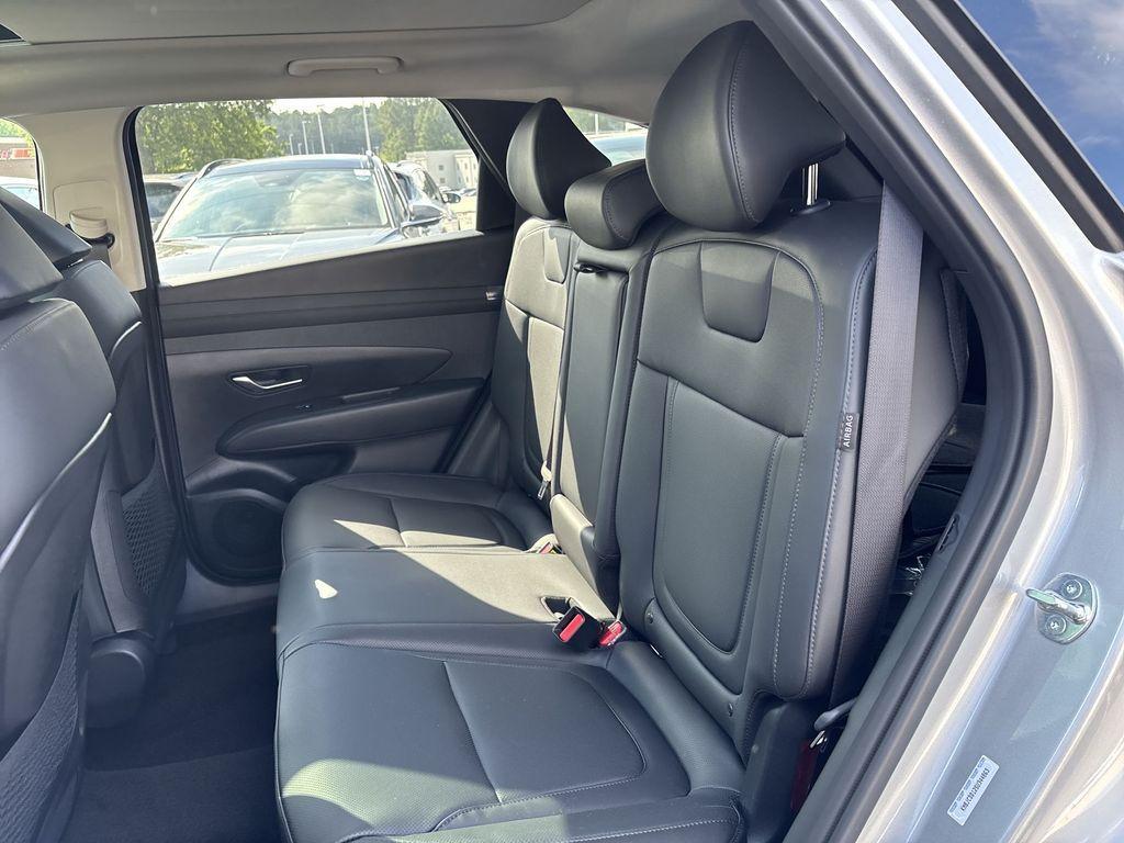 new 2025 Hyundai TUCSON Hybrid car, priced at $37,310