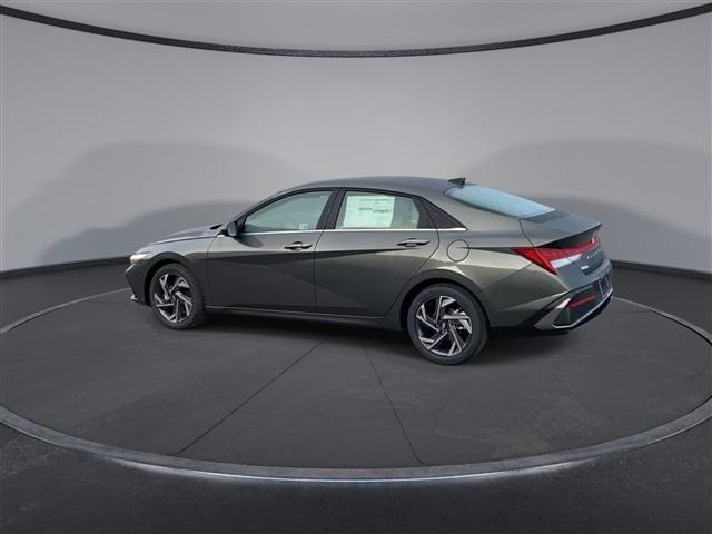 new 2024 Hyundai Elantra car, priced at $23,323