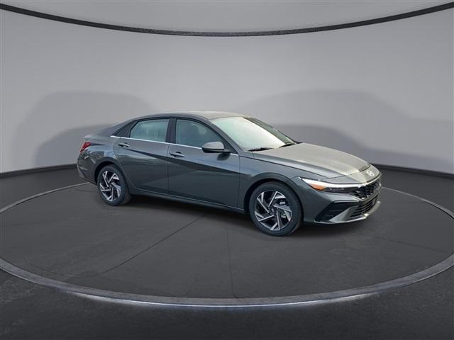 new 2024 Hyundai Elantra car, priced at $23,323