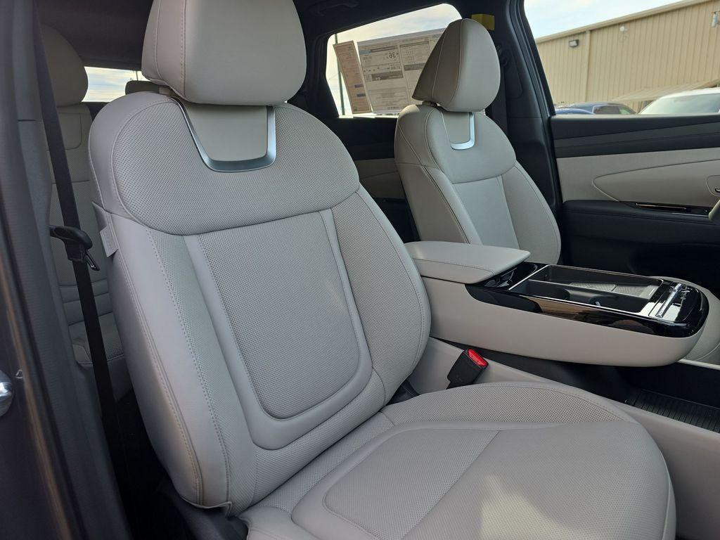 new 2026 Hyundai TUCSON Hybrid car, priced at $41,510