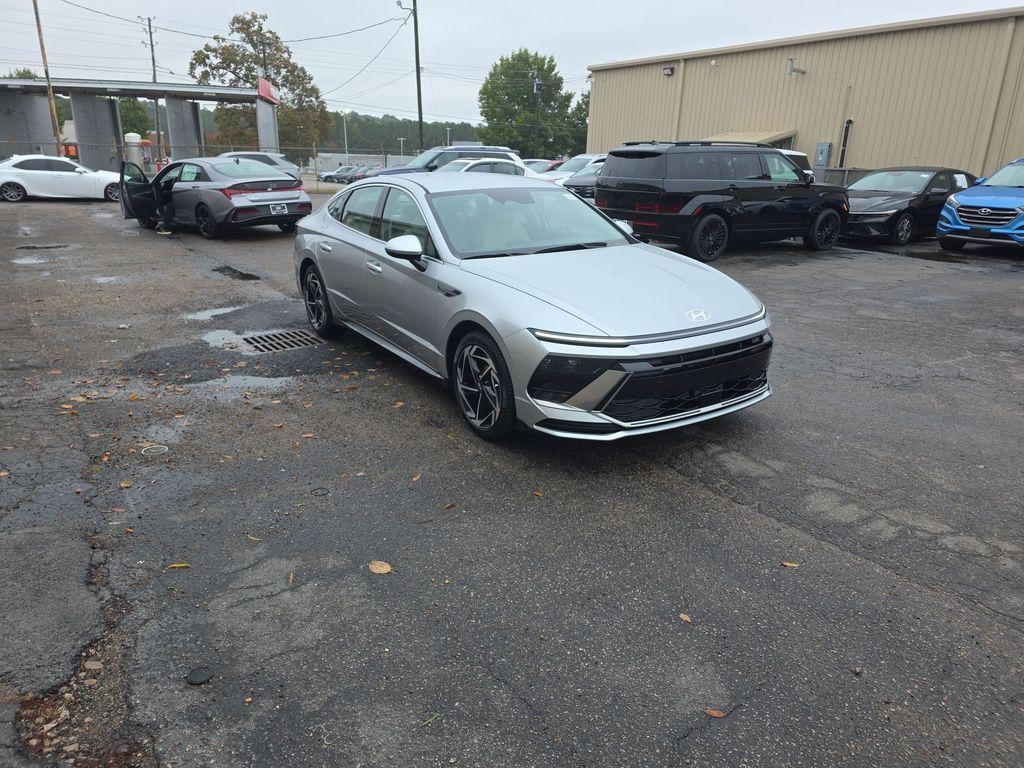 new 2026 Hyundai Elantra car, priced at $29,335