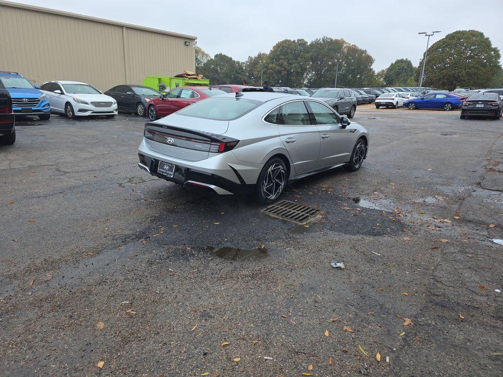 new 2026 Hyundai Elantra car, priced at $29,335