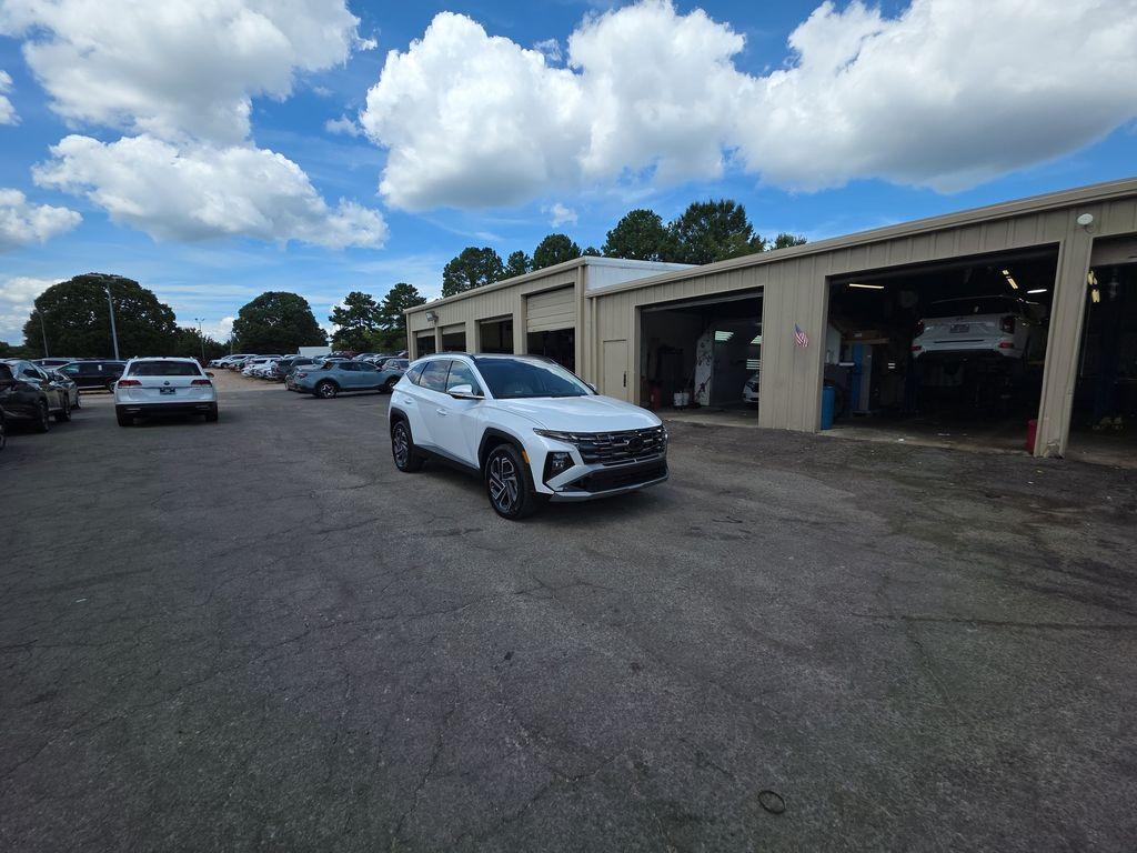 new 2025 Hyundai TUCSON Hybrid car, priced at $43,575