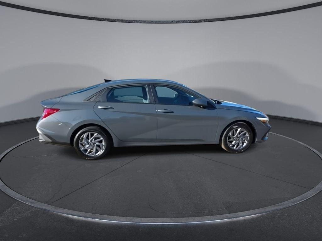 new 2026 Hyundai ELANTRA HEV car, priced at $26,420