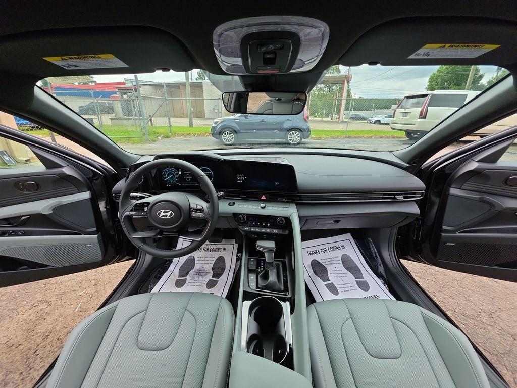new 2025 Hyundai ELANTRA HEV car, priced at $31,575
