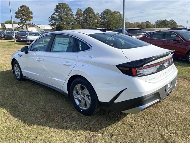 new 2025 Hyundai Sonata car, priced at $24,947