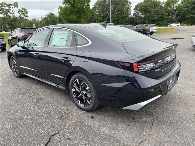 new 2024 Hyundai Sonata car, priced at $26,675