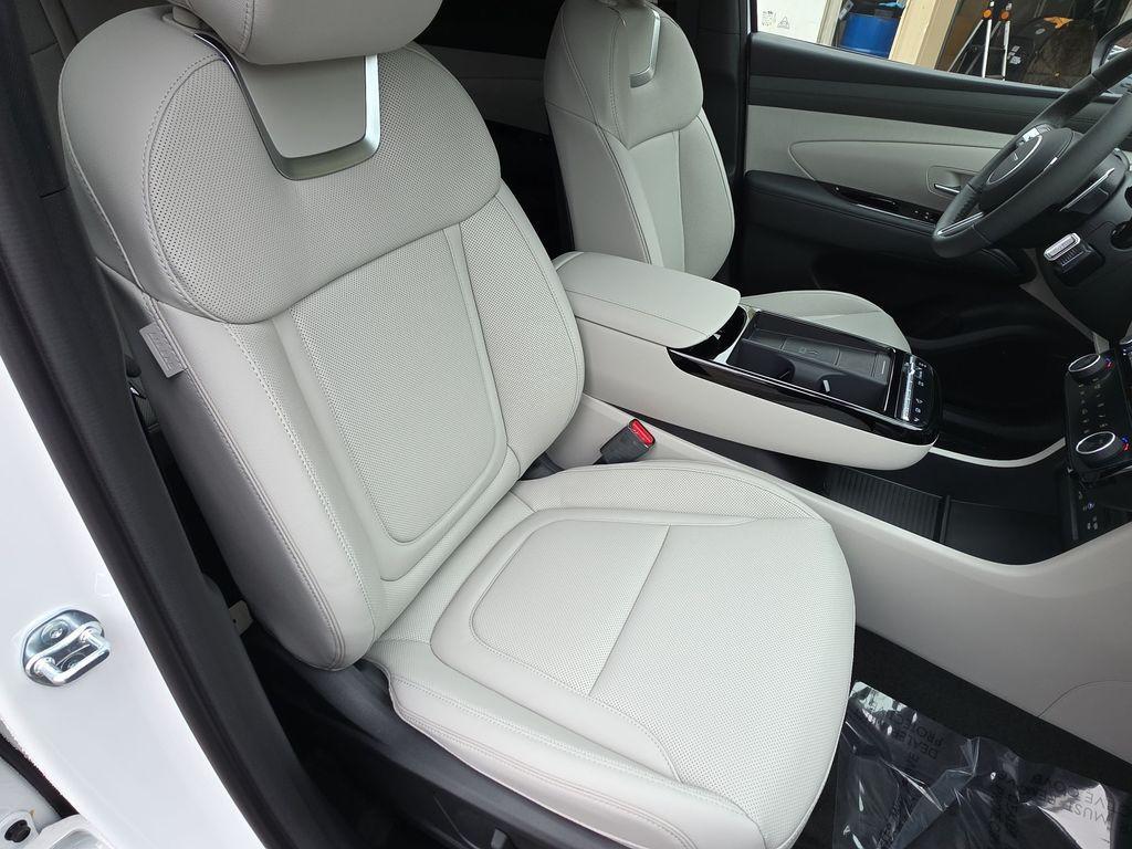 new 2026 Hyundai TUCSON Hybrid car, priced at $42,010