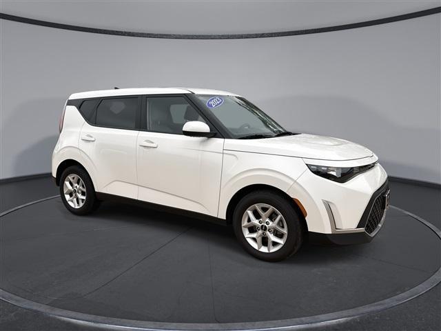 used 2023 Kia Soul car, priced at $18,998