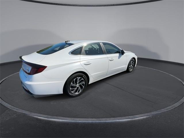new 2022 Hyundai Sonata Hybrid car