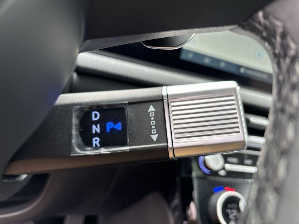 new 2025 Hyundai TUCSON Hybrid car, priced at $35,290