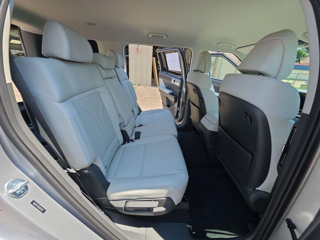 new 2025 Hyundai SANTA FE HEV car, priced at $36,760