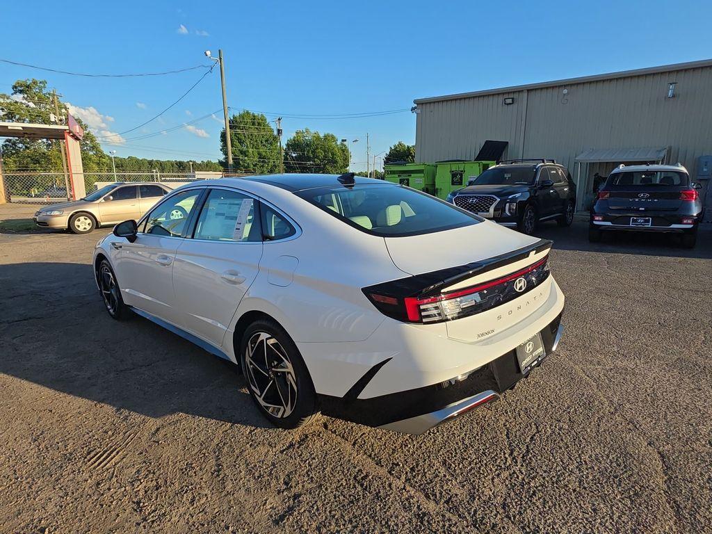 new 2025 Hyundai Sonata car, priced at $33,390