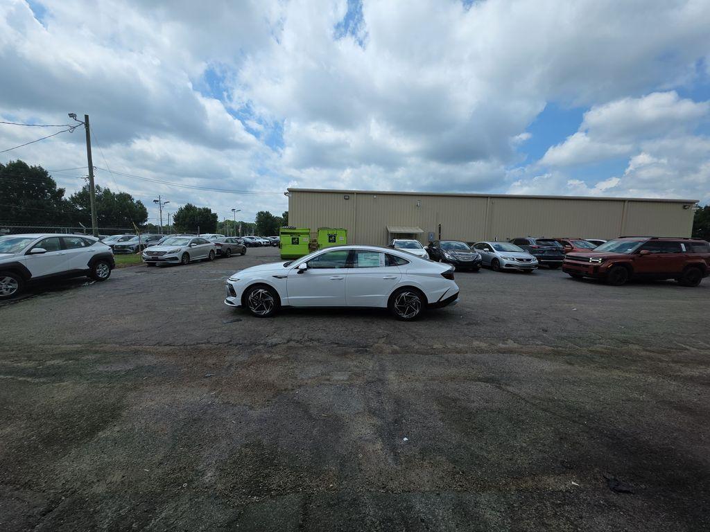 new 2025 Hyundai Sonata car, priced at $31,640