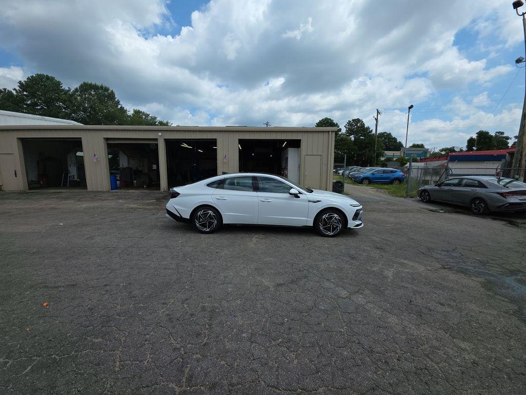 new 2025 Hyundai Sonata car, priced at $31,640