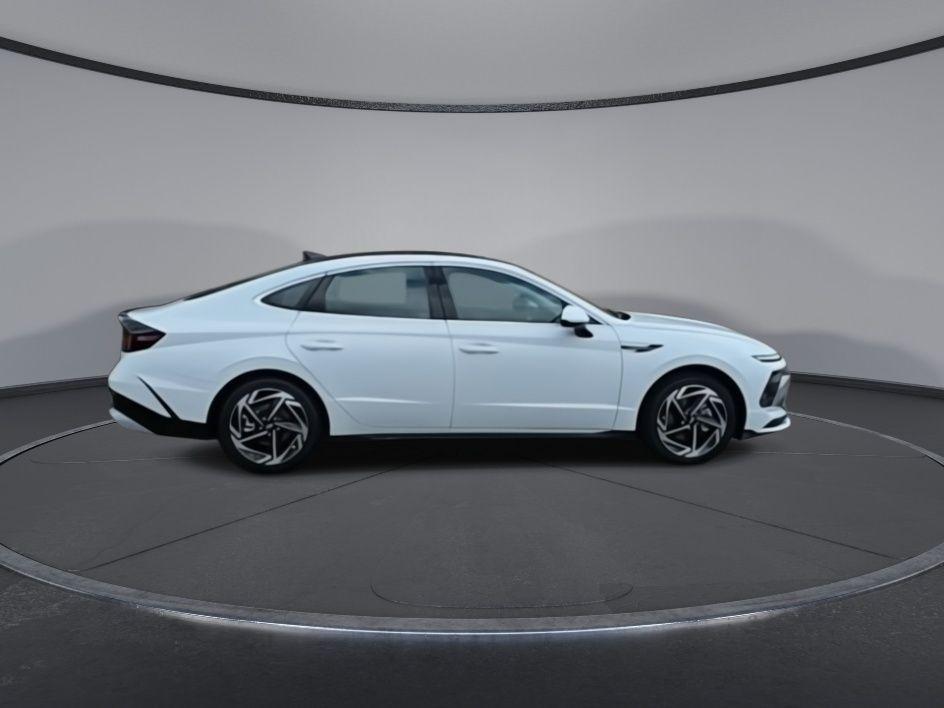 new 2025 Hyundai Sonata car, priced at $31,640