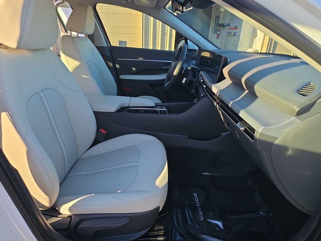 new 2025 Hyundai Sonata car, priced at $33,390
