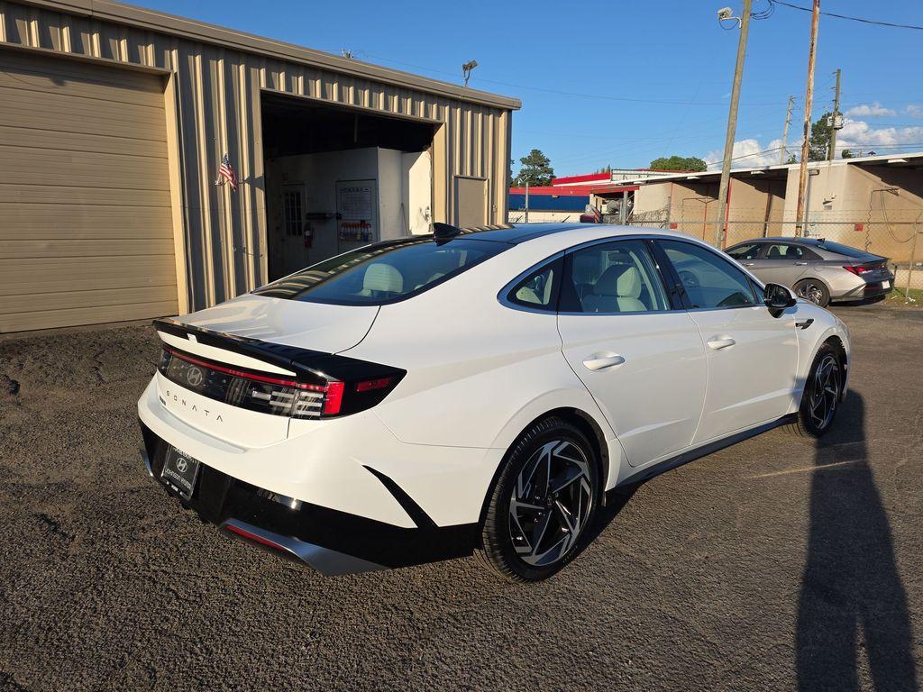 new 2025 Hyundai Sonata car, priced at $33,390