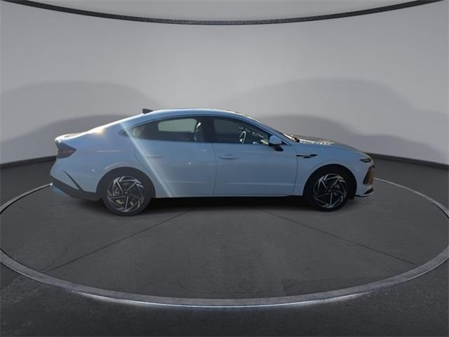 new 2025 Hyundai Sonata car, priced at $32,140