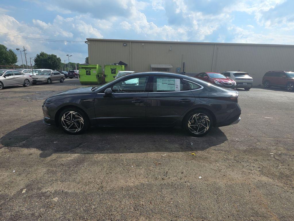 new 2025 Hyundai Sonata car, priced at $32,910