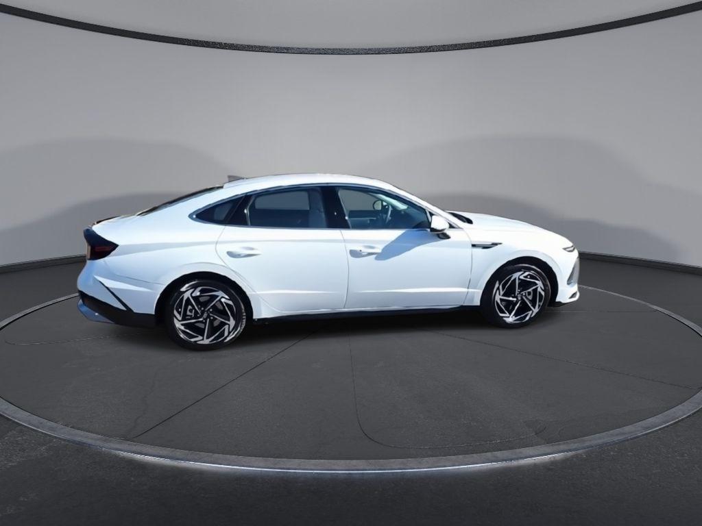 new 2026 Hyundai Sonata car, priced at $31,350