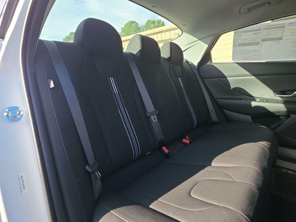 new 2025 Hyundai ELANTRA HEV car, priced at $27,865