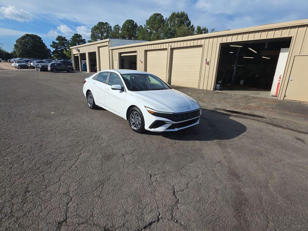new 2025 Hyundai ELANTRA HEV car, priced at $27,865