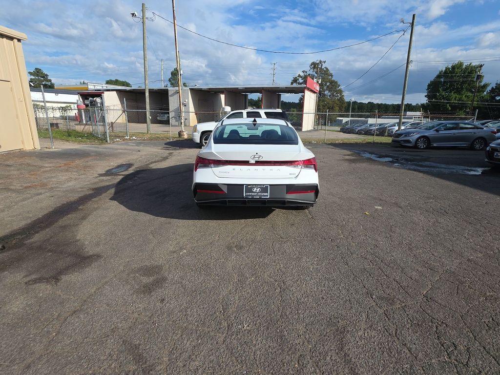 new 2025 Hyundai ELANTRA HEV car, priced at $27,865