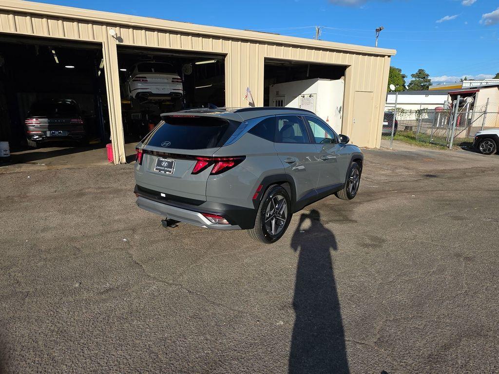 new 2026 Hyundai Tucson car, priced at $30,225