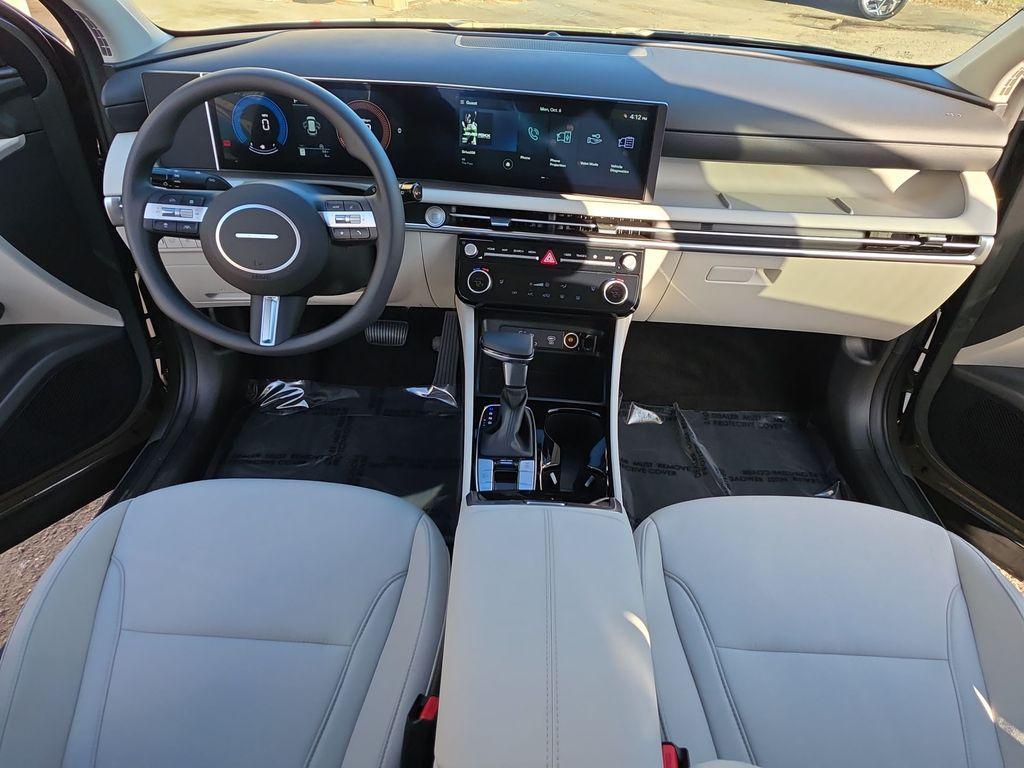 new 2026 Hyundai Tucson car, priced at $30,225