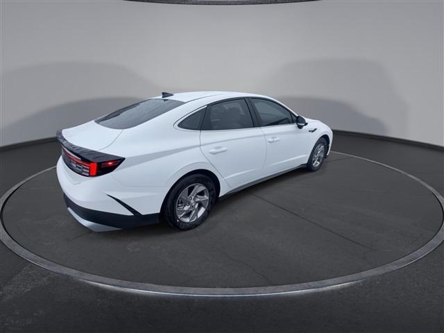 new 2025 Hyundai Sonata car, priced at $25,010