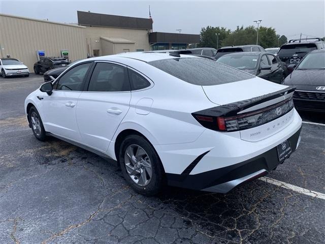 new 2025 Hyundai Sonata car, priced at $25,010