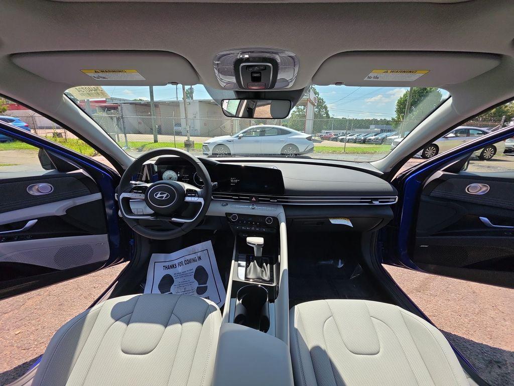 new 2025 Hyundai Elantra car, priced at $27,365