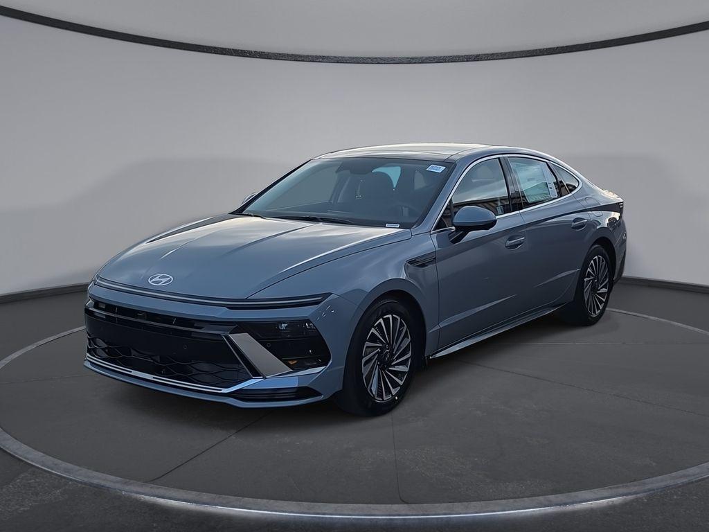 new 2025 Hyundai Sonata Hybrid car, priced at $38,130