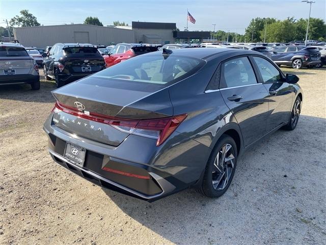 new 2024 Hyundai Elantra car, priced at $26,223