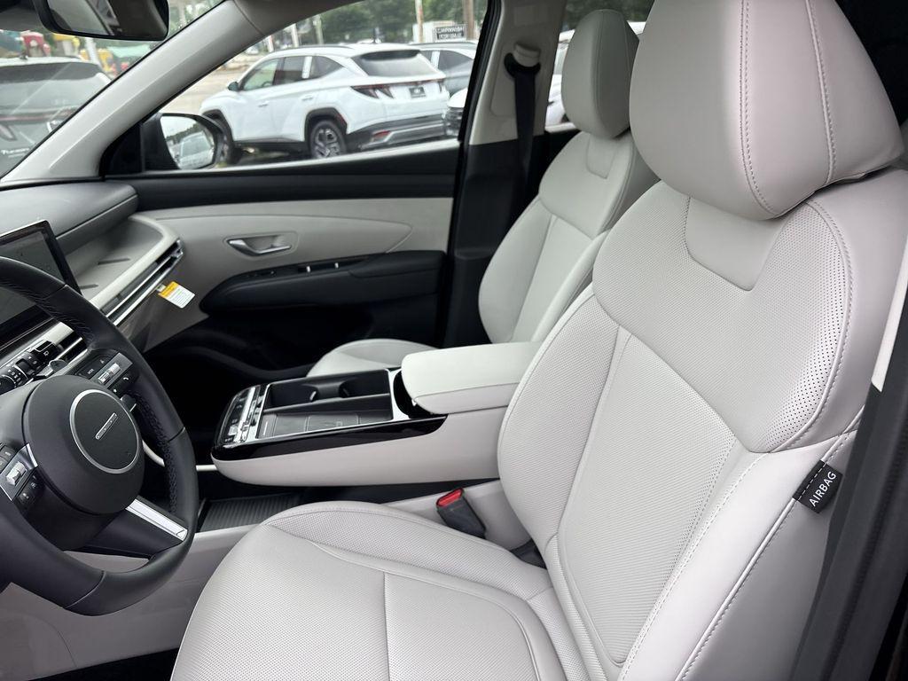 new 2025 Hyundai TUCSON Hybrid car, priced at $38,560