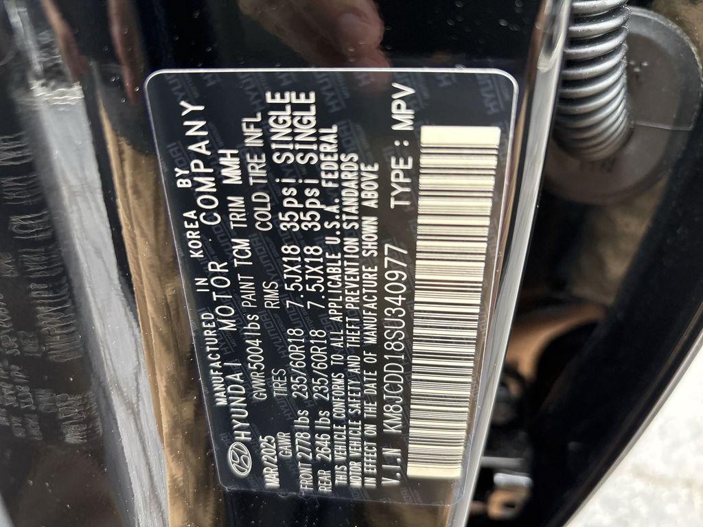 new 2025 Hyundai TUCSON Hybrid car, priced at $38,560