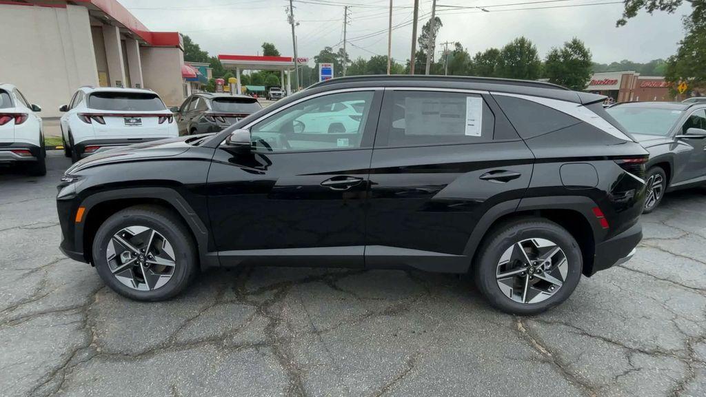 new 2025 Hyundai TUCSON Hybrid car, priced at $38,560