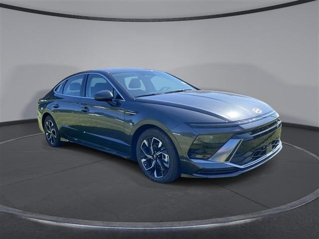 new 2024 Hyundai Sonata car, priced at $29,535